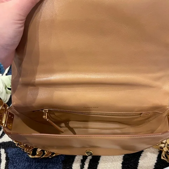 Burberry small Olympia leather shoulder bag with chain shoulder strap - Picture 6 of 10